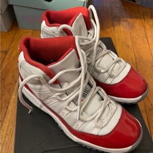 Little boys Jordan 11 sz 2